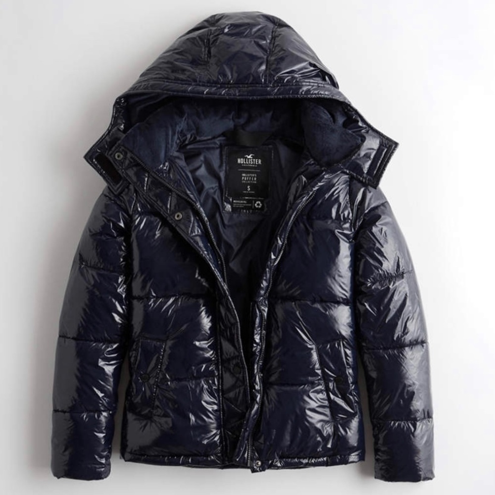 Hollister Wet-Look Puffer Jacket